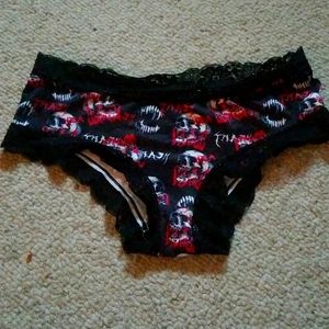 Never worn skull/gothic panties
